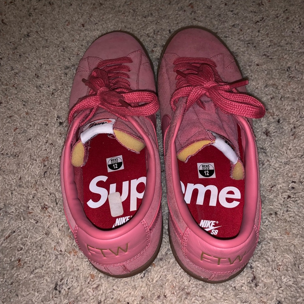 Nike x supreme SB blazer low desert bloom colorway